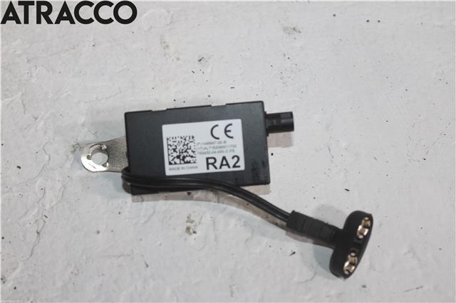 Antenne forsterker til Tesla Model X 2016-->> (144894700B|)