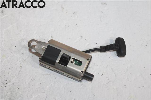 Antenne forsterker til Tesla Model X 2016-->> (144894700B|)