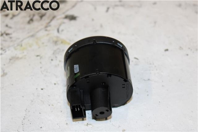 Bryter lys til VW Passat 2011-2015 (B7) (B7) (3C8941431A|)