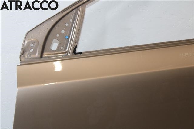 Dør venstre foran til Volvo V40 2012-2019  (32321018|)