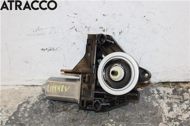 Ruteheis til Volvo V40 2012-2019 (31253061|)