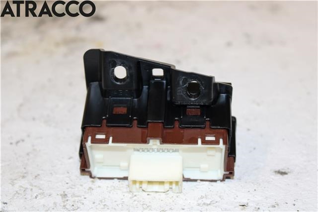 Diverse deler til Toyota Auris 2015-2019 (Type II, Fase 2)  (8497002090|)