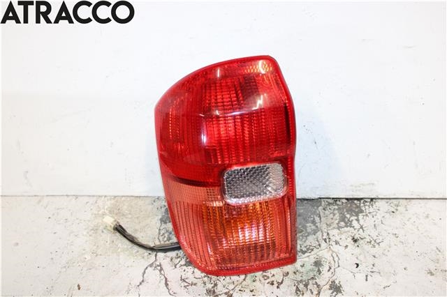 Baklykt venstre til Toyota RAV4, 2000-2006 (Type II)  (8156142060)