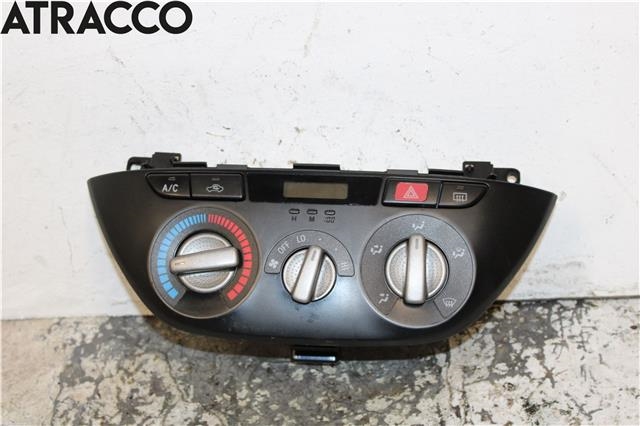 Varmeapparat betjening til Toyota RAV4, 2000-2006 (Type II)  (5551942080)