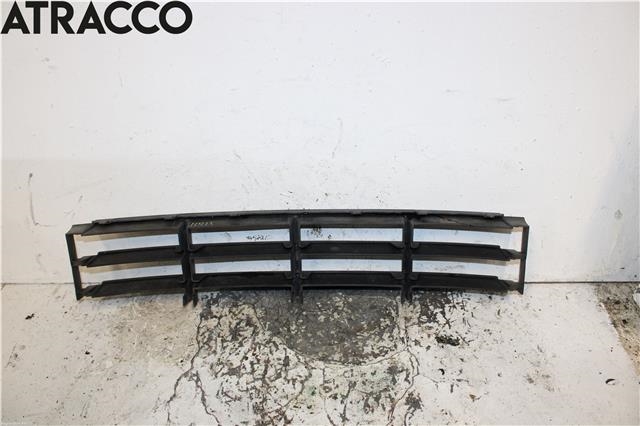 Grill midt til Škoda Fabia 2010-2014 (Type II, Fase 2) (5J0853677A|)