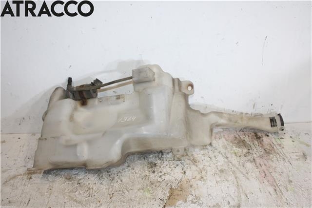 Spylertank til Toyota RAV4, 2000-2006 (Type II)  (8531542140)