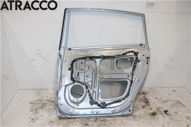 Dør høyre bak til Toyota Verso 2004-2009 (Type II)  (670030F010|)