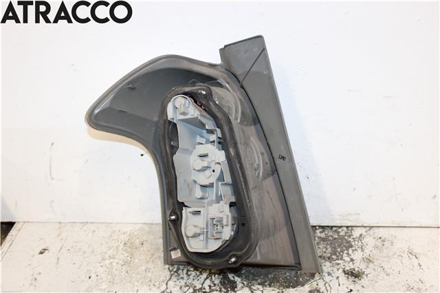 Baklykt høyre til Toyota Verso 2004-2009 (Type II)  (815510F020|)