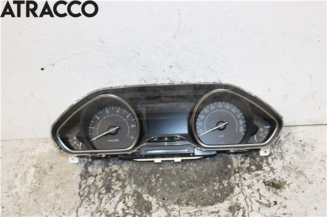 Instrumentpanel til Peugeot 2008, 2013-2019 (Type I)  (9822703680)
