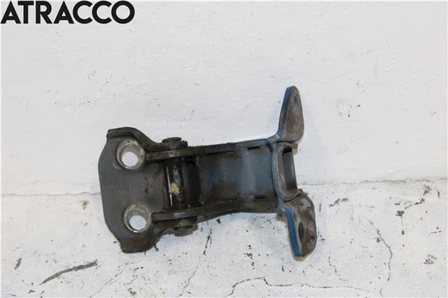 Hengsler til Toyota Hiace 2001-2006 (Fase 2) (6871026010|)