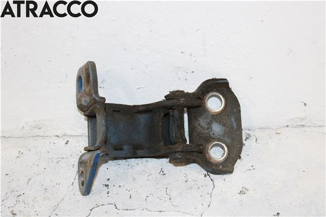 Hengsler til Toyota Hiace 2001-2006 (Fase 2)  (6871026010|)