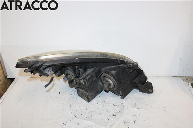 Frontlykt venstre halogen til Toyota Verso 2004-2009 (Type II)  (811700F010|)