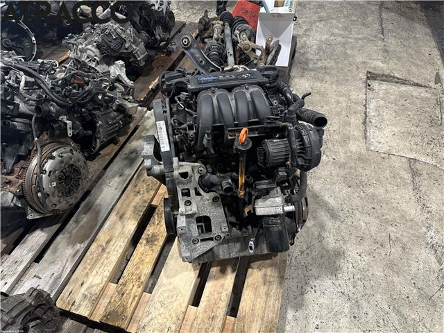 Motor bensin til VW Golf V, Combi 2003-2008  (06A100098EX|)