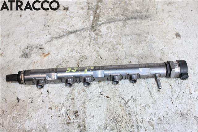 Dyseskinne (fuelrail) til BMW 3-Serie 2005-2011 (E90/E91/E92/E93) (E90/E91/E92/E93) (13537800601|)