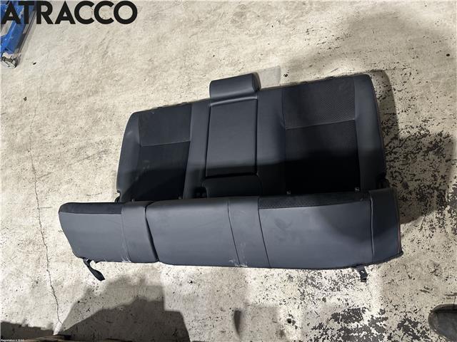 Sete bak til Toyota Hilux 2020-->>  (791750K330|)