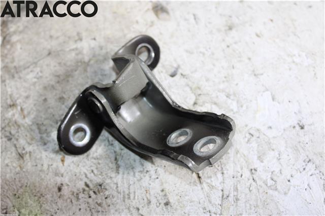 Hengsler til Toyota Hilux 2020-->>  (6872002070|)