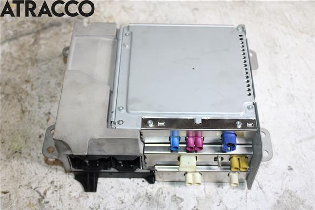 Bilstereo diverse til Mercedes EQC 2019-->>  (A2539003008|)