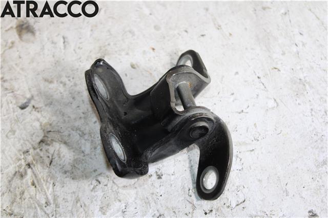 Hengsler til Toyota Hilux 2020-->>  (6875002020|)