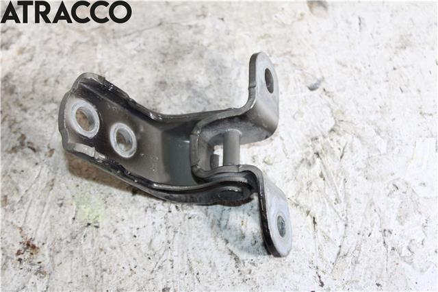 Hengsler til Toyota Hilux 2020-->>  (6871002070|)