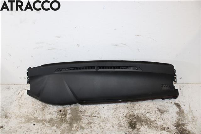 Dashbord til Toyota Hilux 2020-->>  (55302KK111C0|)