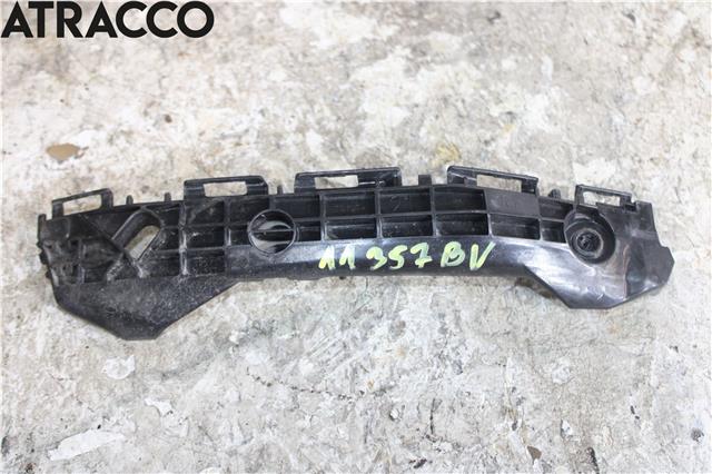 Diverse deler til Toyota Yaris, 2014-2020 (Type III, Fase 2) (525760D450)