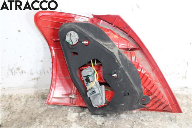 Baklykt høyre til Toyota Yaris 2006-2009 (Type II, Fase 1)  (815510D110|)