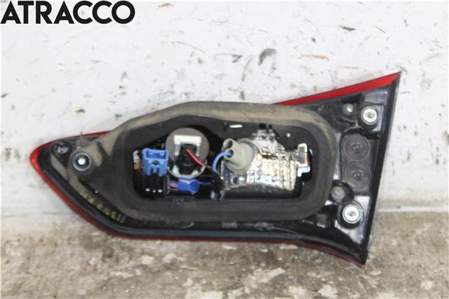 Baklykt venstre indre til Toyota Yaris 2014-2020 (Type III, Fase 2)  (815910D620|)