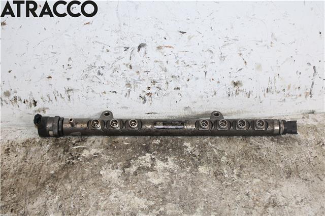 Dyseskinne (fuelrail) til Volvo V60/V60 CC 2013-2018 (Type I, Fase 2)  (30777759|)