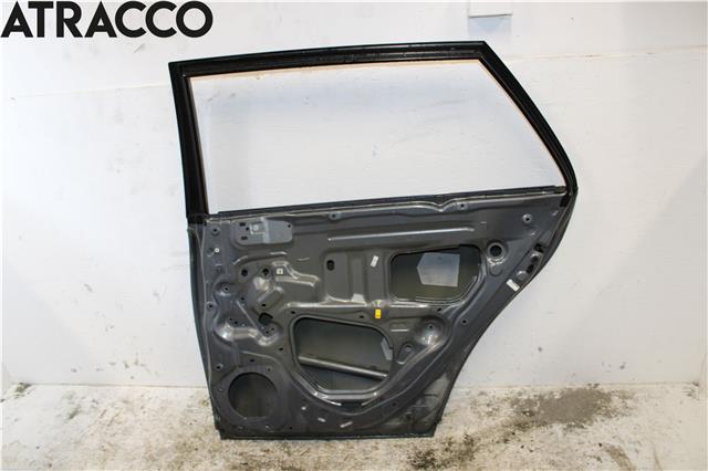 Dør høyre bak til Toyota Avensis 2003-2008 (Type II)  (6700305130|)