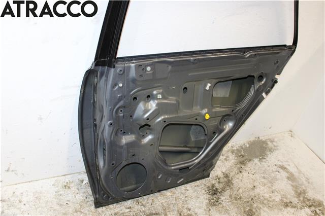 Dør høyre bak til Toyota Avensis 2003-2008 (Type II)  (6700305130|)