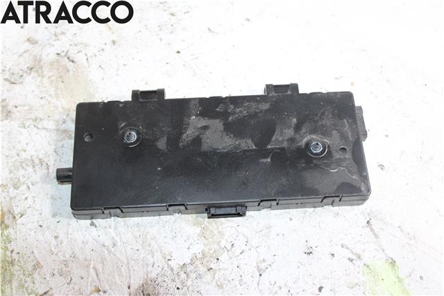 Antenne forsterker til BMW X1 2009-2015 (E84) (E84) (65209168335|)