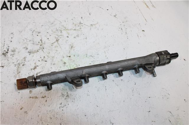 Dyseskinne (fuelrail) til Audi A3 2009-2012 (Type II, Fase 2)  (03L130089B|)