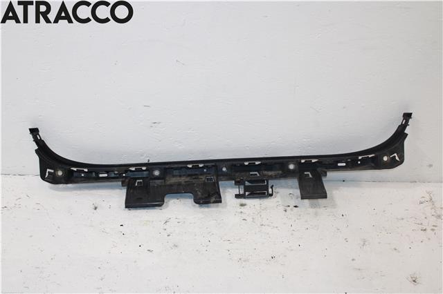 Støtfanger bak midtre del til BMW 3-Serie 2005-2011 (E90/E91/E92/E93) (E90/E91/E92/E93) (51127127720|)