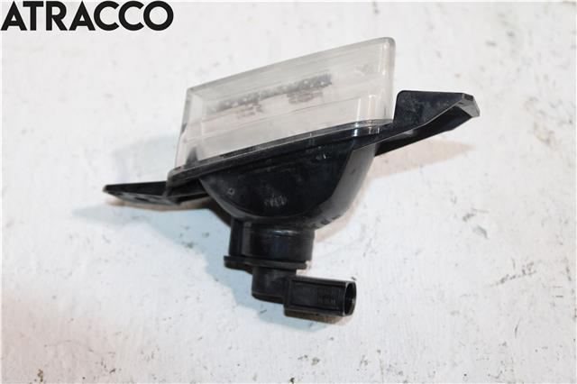 Baklykt fra støtfanger til VW CC 2012-2014 (PASSAT CC) (PASSAT CC) (5N0941071|)