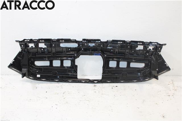 Grill midt til Mercedes EQB 2022-->>  (A2438885900|)
