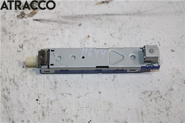Antenne forsterker til Audi A4 2015-2019 (Type V, Fase 1) (B9) (B9) (8W9035225|)