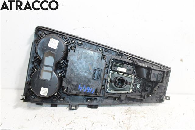 Diverse deler til Audi A4 2015-2019 (Type V, Fase 1) (B9) (B9) (8W0919614T|)