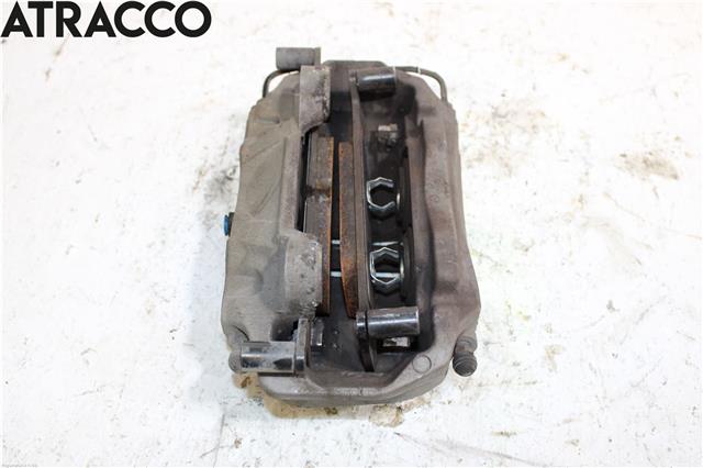 Bremsecaliper høyre foran til Audi A4 2015-2019 (Type V, Fase 1) (B9) (B9) (8W0615108D|)