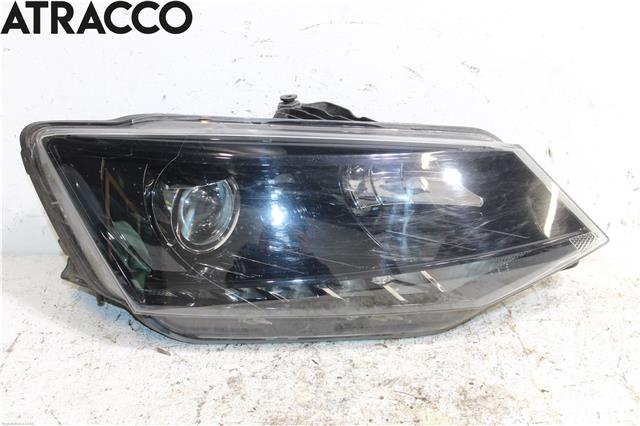 Frontlykt høyre halogen til Škoda Fabia, 2014-2021 (Type III)  (6V1941016A)