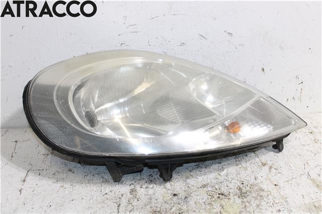 Frontlykt høyre halogen til Renault Trafic, 2006-2014  (NO)