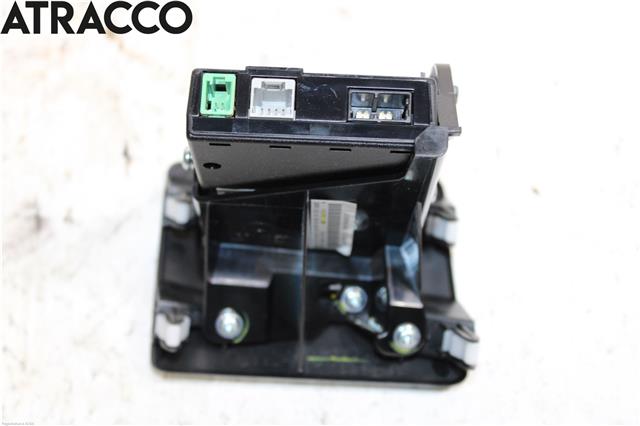 Bilstereo navigasjon til Mazda CX-5 2012-2017 (Type I)  (KD5166EZ0B|)
