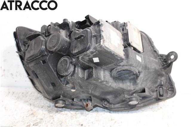 Frontlykt venstre halogen til VW Transporter / Caravelle 2015-2019 (T6) (T6) (7E1941773|)