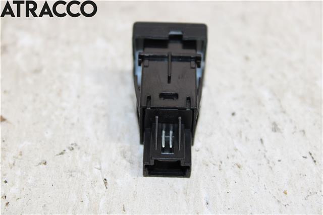 Bryter diverse til Isuzu D-Max 2021-->> (Type III)  (5898|)