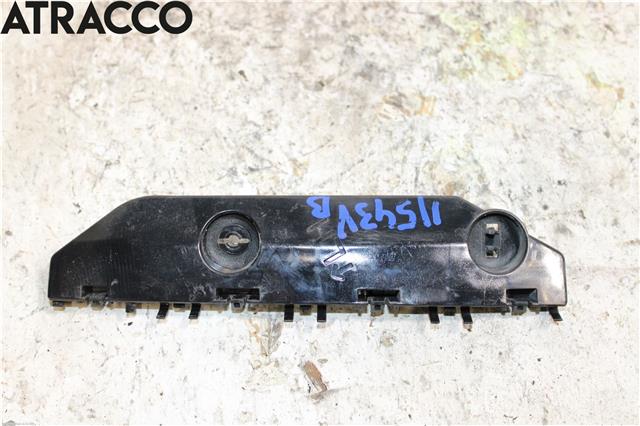 Diverse deler til Isuzu D-Max, 2021-->> (Type III) (8983938032)