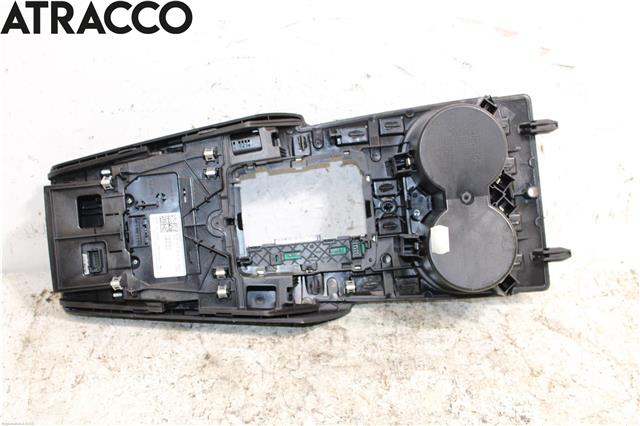 Diverse deler til Audi A3 2009-2012 (Type II, Fase 2)  (8V0919614P|)