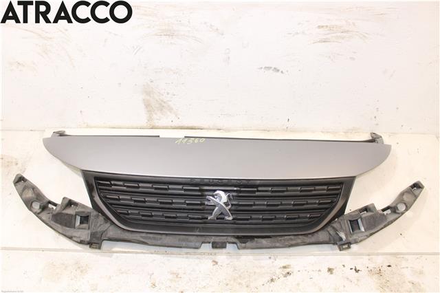 Grill midt til Peugeot Partner, 2019-->> (Type III)  (NO)