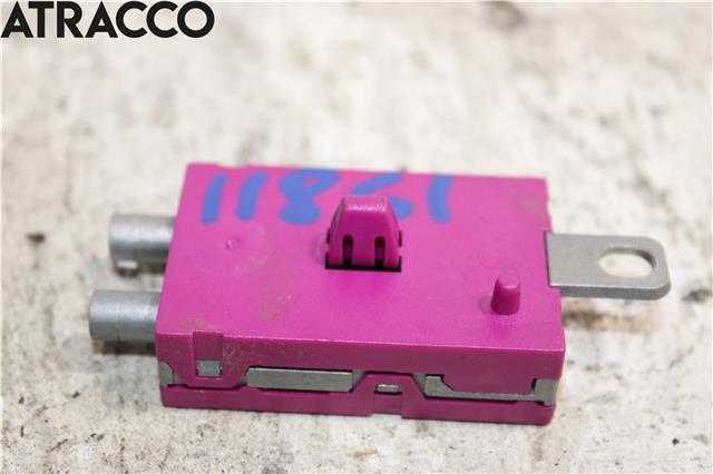 Antenne forsterker til Volvo V60/V60 CC 2013-2018 (Type I, Fase 2)  (P30761707|)