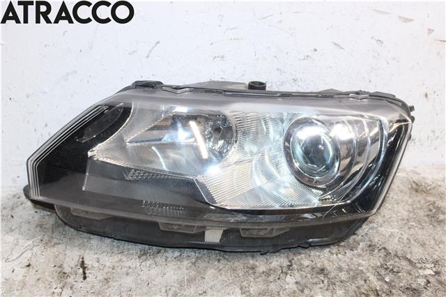 Frontlykt venstre halogen til Škoda Rapid, 2012-2019  (5JB941017A)