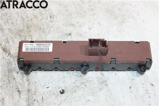 Bryter nødblink til Citroën C5 2008-2017 (Type II)  (7355331210|)