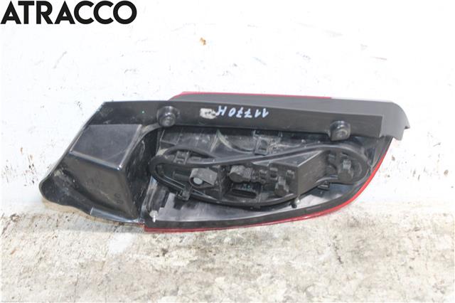 Baklykt høyre til Mitsubishi Colt 2009-2013 (Type VII, Fase 2)  (8330A701|)